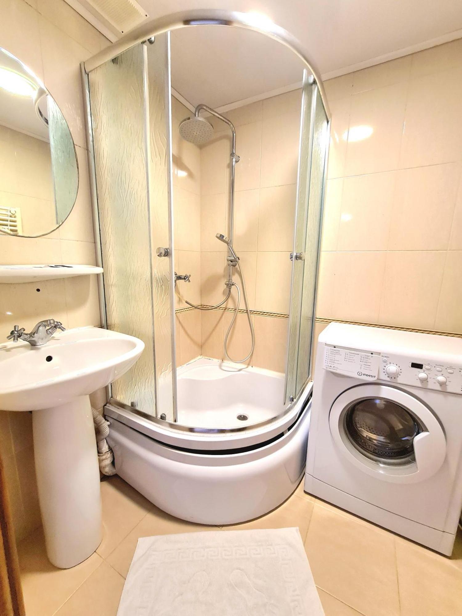 צ'יסינאו Apartament 2 Bedrooms, Botanica מראה חיצוני תמונה